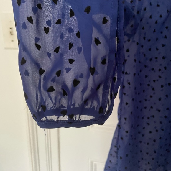 Sheer dark blue Femme blouse with heart pattern - Picture 5 of 5